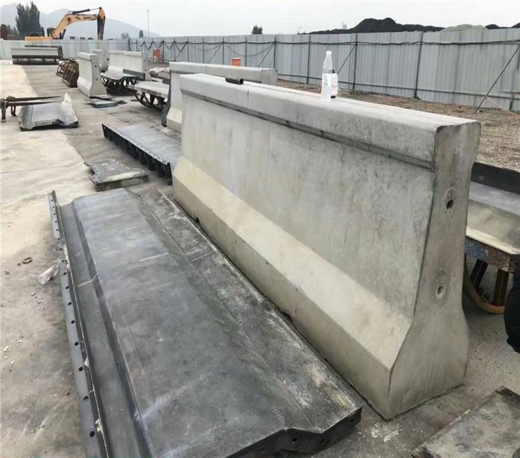 公路隔离墩冠亚中国
